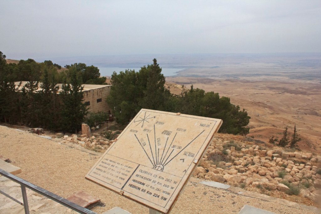 05-Dead Sea valley from mount Nebo.jpg - Dead Sea valley from mount Nebo